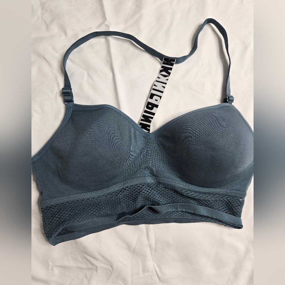 Pink victoria secret bra